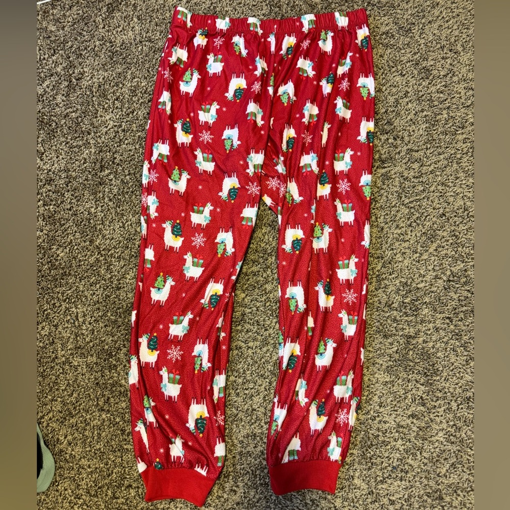 Wondershop Red Llama Pajamas